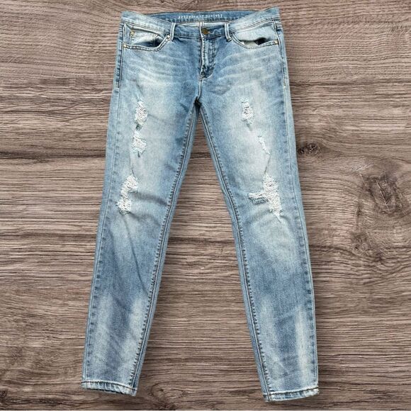 Articles of Society Women's Light Blue Distressed Denim Jeans - Picture 1 of 8